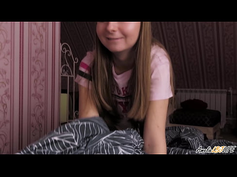 ❤️ Blondie анын BFF анын терең соруп жана анын оозуна сперма алат ☑ Супер секс боюнча порно ky.assistentai.ru ☑